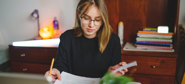chica-estudiante-extranjero-ingles
